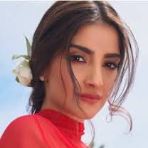 sonam kapoor from mobile.twitter.com