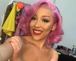 Doja cat is a 25 year old american singer. Doja Cat 22 Facts About The Streets Rapper You Probably Never Knew Popbuzz