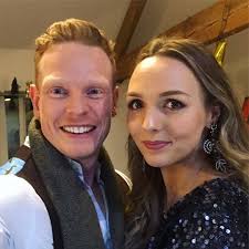 Students 👩‍🎓 vs Y'pros 👩‍🏫 *** This month I wrote a short piece in YPN  about my experiences