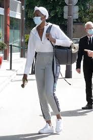 The american champion played a perfect first set in her service, losing only three points and not giving mihaela buzarnescu any. Venus Williams Arrives At Her Hotel After Training At Roland Garros 2021 In Paris 05 28 2021 Hawtcelebs