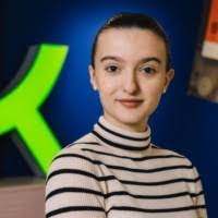 Daisy Rapp's Instagram, Twitter & Facebook