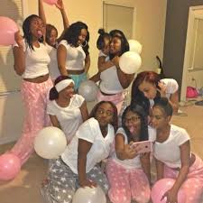 Slay Queen Slay Birthday Photoshoot With Friends 