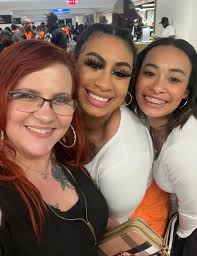 Happy birthday to my niecey-poo‼️ I hope u don't think that I forgot  ❤️‼️💕💕💕🎈😒🎉🎊I love you & wish u many more 🥰🥰🥰🎉‼️ Nicole Spellman