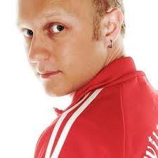 Max Reich's Instagram, Twitter & Facebook