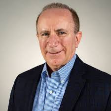 Bruce Barringer's Instagram, Twitter & Facebook