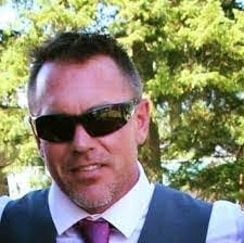 Robert Perhach's Instagram, Twitter & Facebook