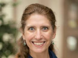 Gretchen Hoadley's Instagram, Twitter & Facebook