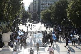 Maybe you would like to learn more about one of these? Sygkentrwsh Arnhtwn Toy Embolioy Se Syntagma Kai Omonoia