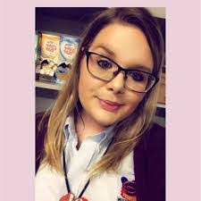 Samantha Deason's Instagram, Twitter & Facebook