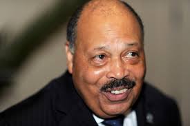 Currie shifts back to party boss mode, awards Passaic line after closed  process