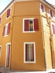Dans Les Rues D Aubagne Couleurs De Provence Baux De Provence Rhone Fos Sur Mer