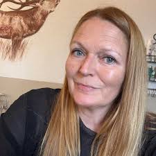 Not Long to go😅 Been growing out my hair for a little over two years now.  Once @lassetwttw gets back to DK🇩🇰 we'll be cutting of our locks so the  amazing @beyoutiful_foundation