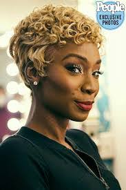 Roxie Black's Instagram, Twitter & Facebook