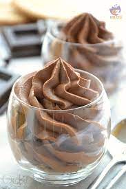 Una delle ricette più semplici e golose, è quella della mousse al cioccolato senza panna bimby. Mousse Al Cioccolato Ricetta Senza Uova