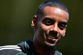 Everest scale the heights