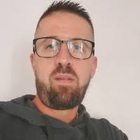 50+ perfiles de «Schudlich»