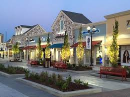 Gloucester Premium Outlets Blackwood Nj United States Mall Design Retail Architecture Storefront Design