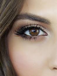 Here S A Stunning Makeup Tutorial For Brown Eyes Stunning Makeup Makeup For Brown Eyes Hair Makeup
