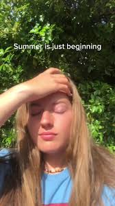 Tori Keeton's Instagram, Twitter & Facebook