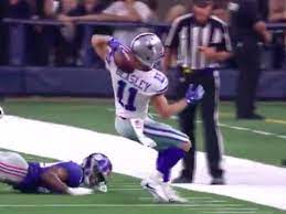 Cole beasley turned in an early catch of the year candidate, pulling this one in with one hand behind his back. Cole Beasley Behind Back Catch Gives Cowboys Third Down Conversion