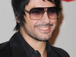 Mentira (Unplugged). Alberto Cuevas