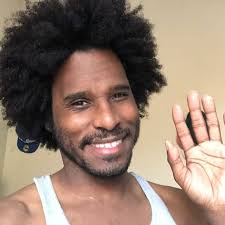 love me.. i need you.