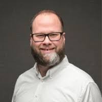 Nicole Beals's Instagram, Twitter & Facebook