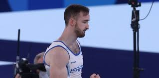 Gymnast artem dolgopyat wins the silver medal in floor exercise at the 2019 world artistic gymnastics championships. Dw3ixqe0agvfbm