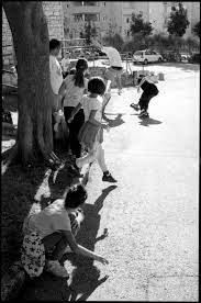 Lorsque le nombre de jours de congés acquis n'est pas un nombre entier, la durée du congé est portée au nombre entier immédiatement supérieur. Interview George Booth Cole Galerie Live Skateboard Media