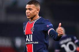 Le real madrid stoppe les discussions avec le psg pour kylian mbappé l'équipe. Journal Des Transferts Une Offre Inegalable Pour Mbappe Un Nouveau Club Sur Ramos Galtier Est Nicois Une Recrue A L Om Football Maxifoot