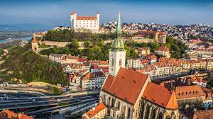 Bratislava, city, capital of slovakia. Bratislava Eine Marchenstadt Wm Aktiv Reisen