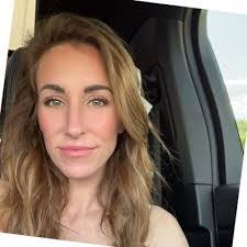 Jill Hauck's Instagram, Twitter & Facebook