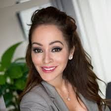 Darlene Rees's Instagram, Twitter & Facebook