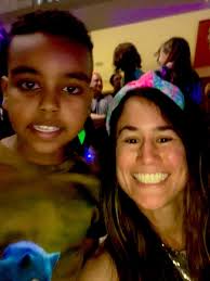 Elle Nicholson (@ELLEmentarySchl)