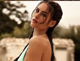 .sua fidanzata, la modella francesca sofia novello. Pamer Jari Bercincin Francesca Sofia Novello Saya Siap Untuk 2021 Okezone Sports