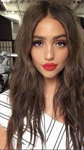 Red Lip Brunette Makeup Brunette Hair Color Hair Beauty