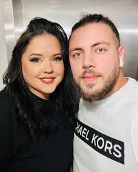 Rebecca Parrot tearfully reveals why she's going back to the U.S without  Zied