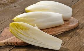 Chicoree Wurzeln Antreiben Und Bleichen Dicas De Nutricao Nutricao Beneficios