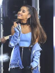 Ariana grande is not one of those girls who wear the same hairstyle and color for years. Pin On Haircuts Colors Ecemella