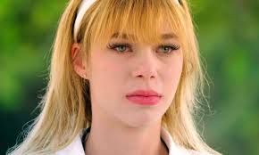 Sandra Poland's Instagram, Twitter & Facebook