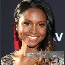 Cree Davis's Instagram, Twitter & Facebook