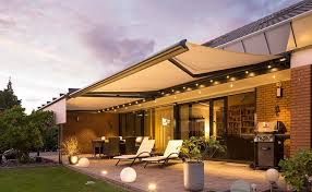 Weinor Passt Perfekt Zu Jeder Hausfassade Weinor Markisen Terrassendacher Glasoase Hausfassade Terrassen Dach Fassade