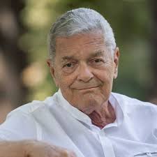 Így néz ki MC Hammer, a buggyos gatyás rapper