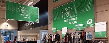 Vente de vêtements de seconde main tendances et vintage à petits prix. Le Seconde Main Fait Son Entree Chez Auchan A Bordeaux Bordeaux Tendances