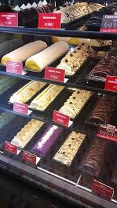 Quezo ube cake ala goldilocks. Sweet Review Of Goldilocks Mandaluyong Philippines Tripadvisor