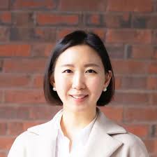 Can qualifications help candidates from historically marginalized groups  win over out-group voters?