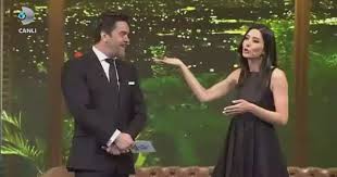 Gozde Atasoy Beyaz Show Izlesene Com
