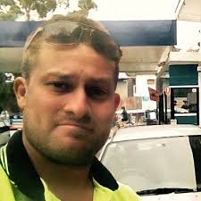 Damien Logan (@Omadst)