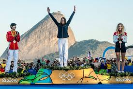 Mais si les vacances dans notre région promettent de belles découvertes, elles ne sont pas sans danger. Charline Picon Confinee Mais En Forme