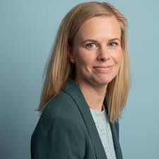 Angela Schoen's Instagram, Twitter & Facebook